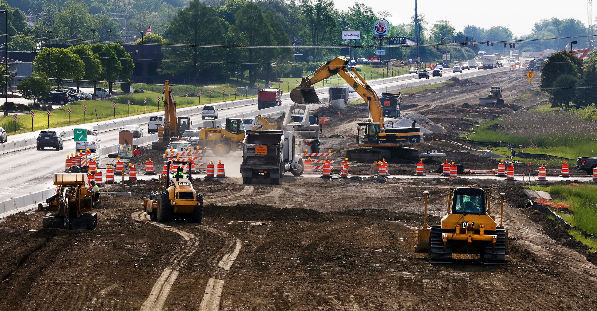 John Deere Road construction